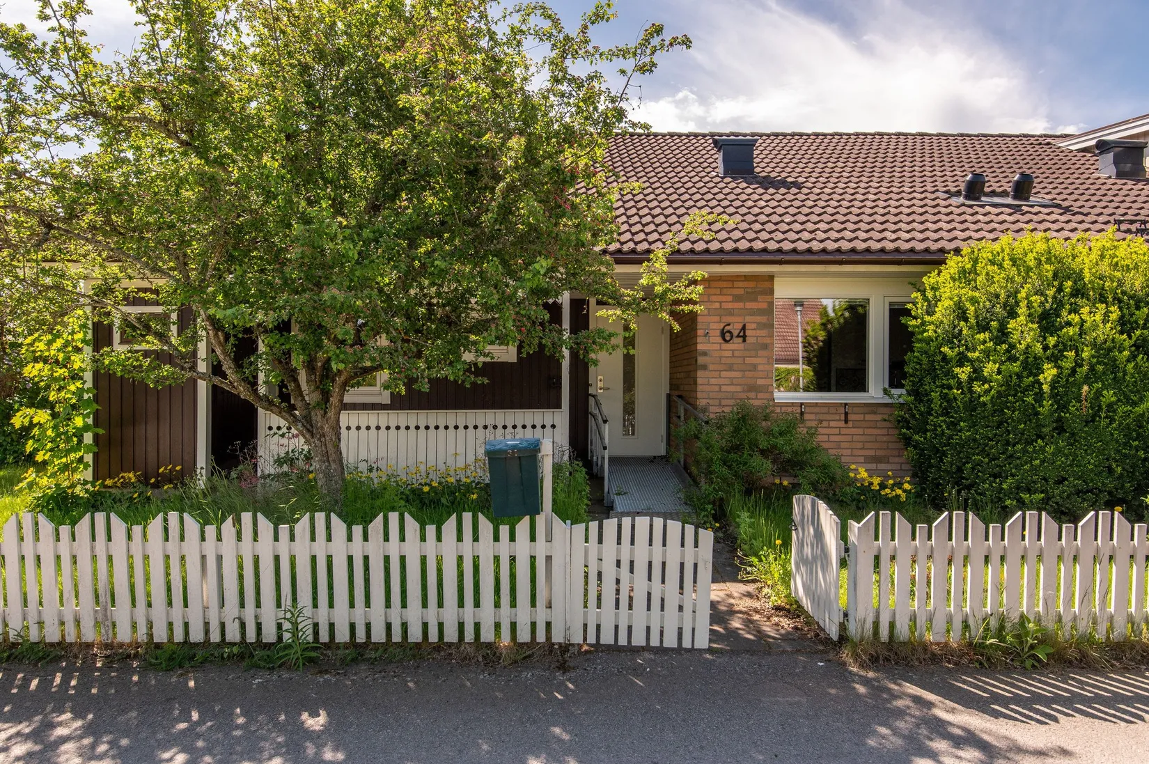 Radhus, Sidvindsvägen 64, Tallboda, Linköping