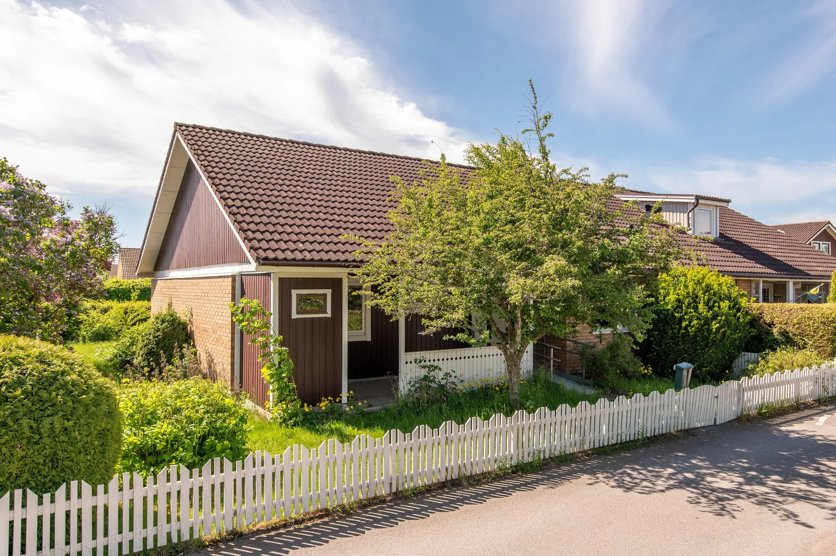 Radhus, Sidvindsvägen 64, Tallboda, Linköping