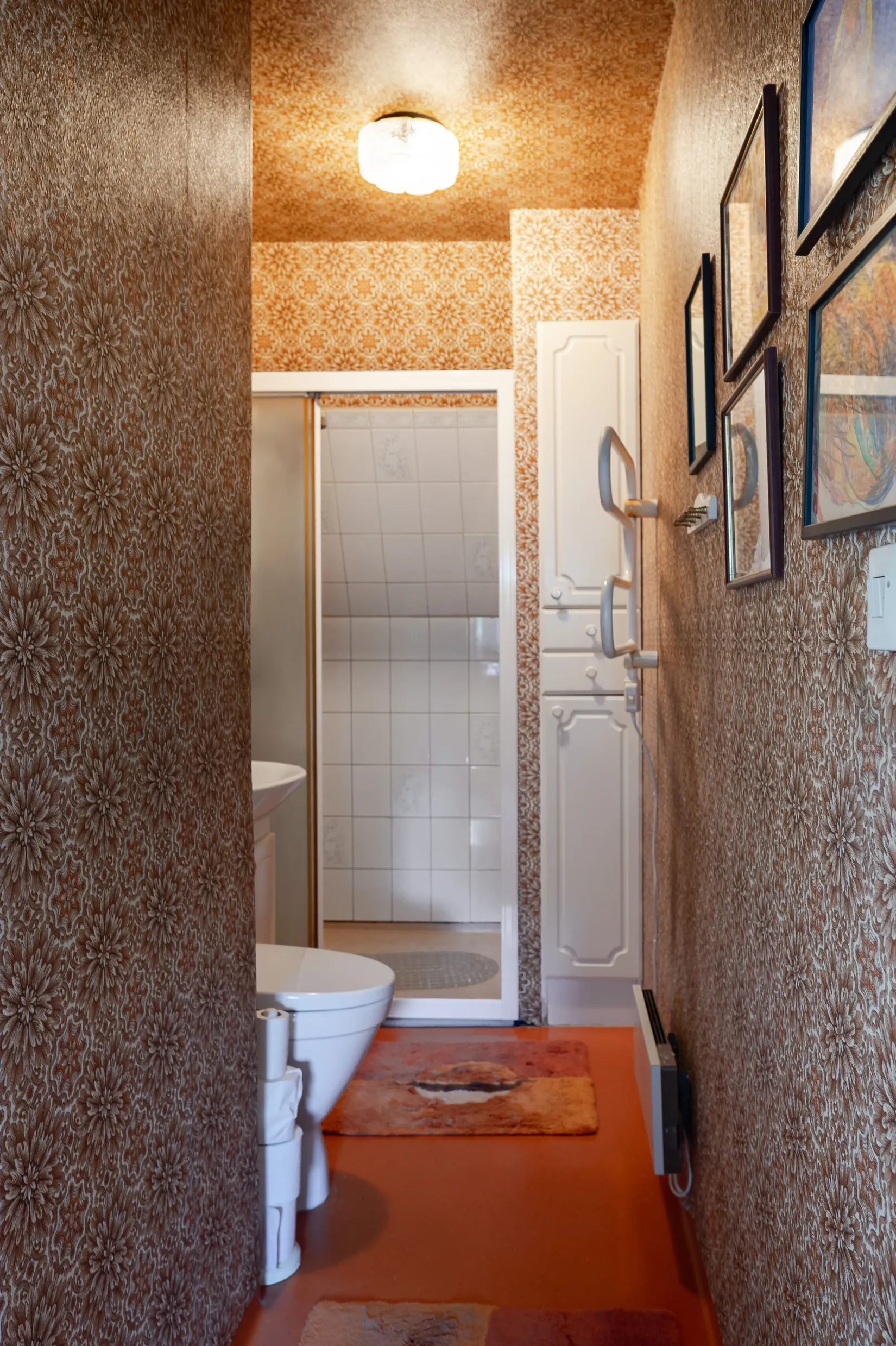 Villa, Holmgårdsvägen 64, Solgård, Huddinge