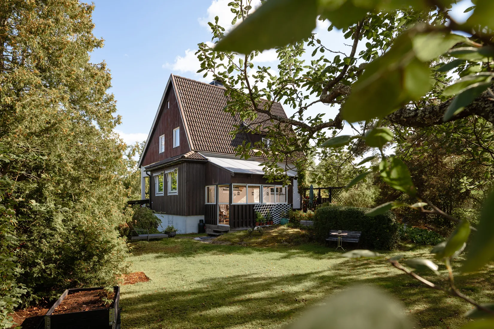 Villa, Holmgårdsvägen 64, Solgård, Huddinge