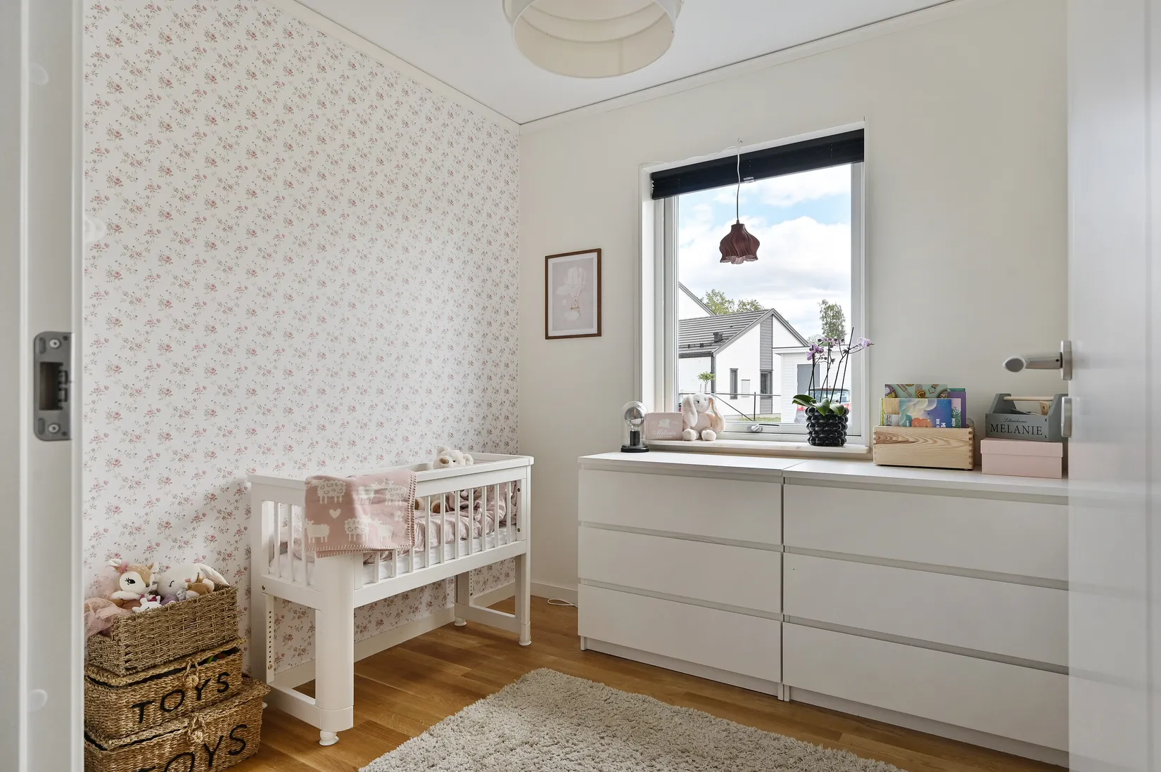 Radhus, Klavebacken 19A, Länna, Huddinge