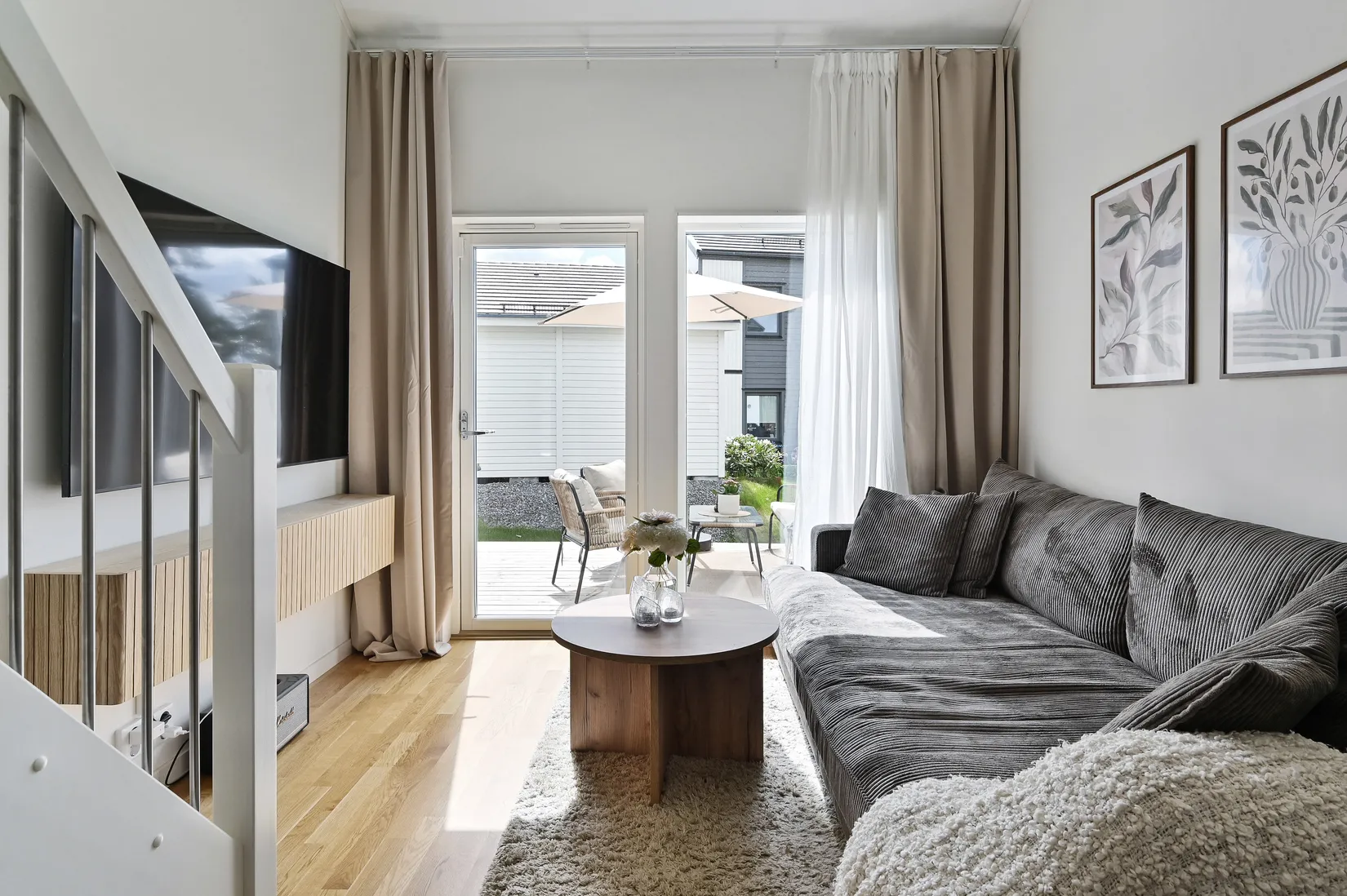 Radhus, Klavebacken 19A, Länna, Huddinge