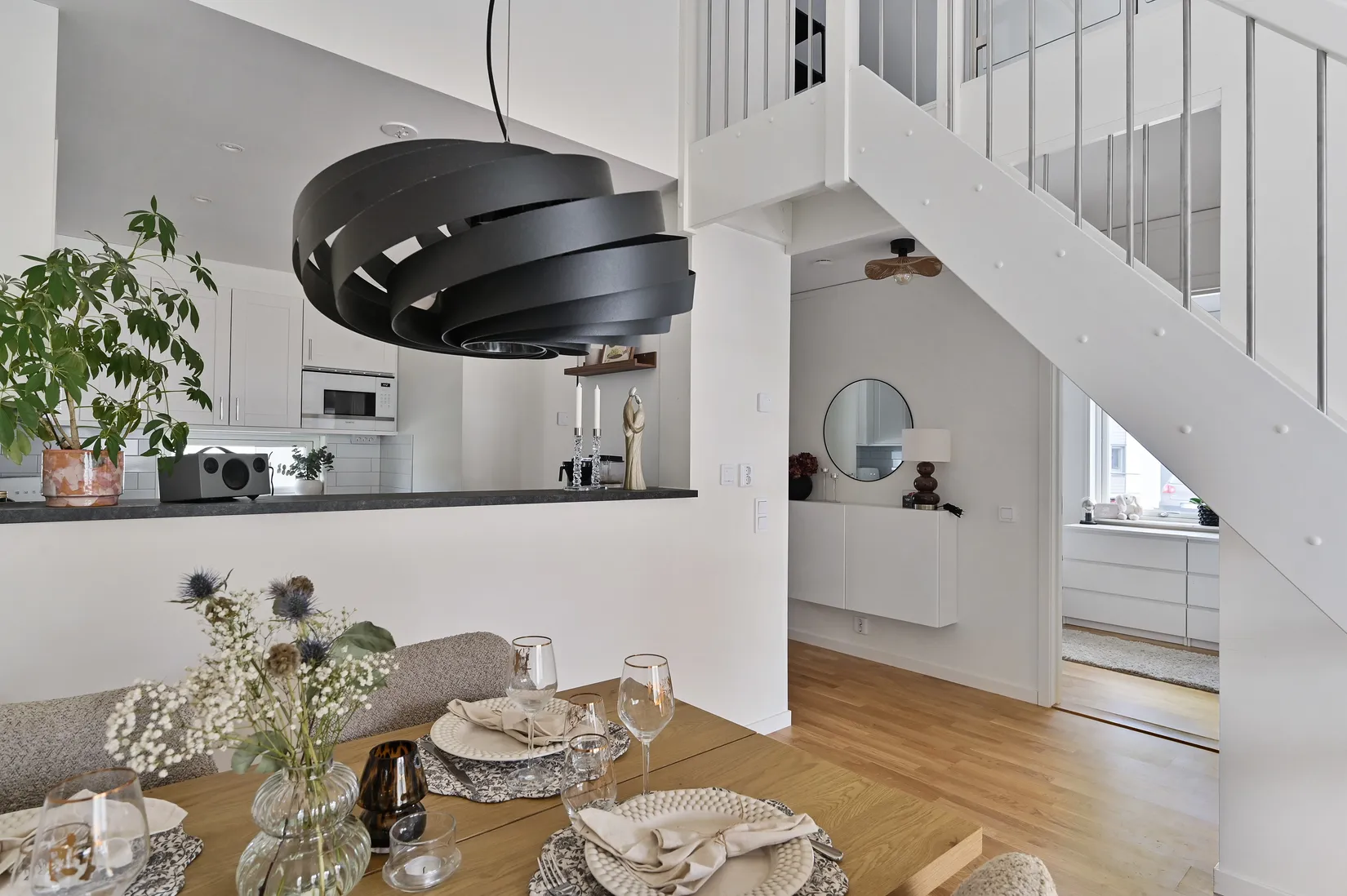 Radhus, Klavebacken 19A, Länna, Huddinge