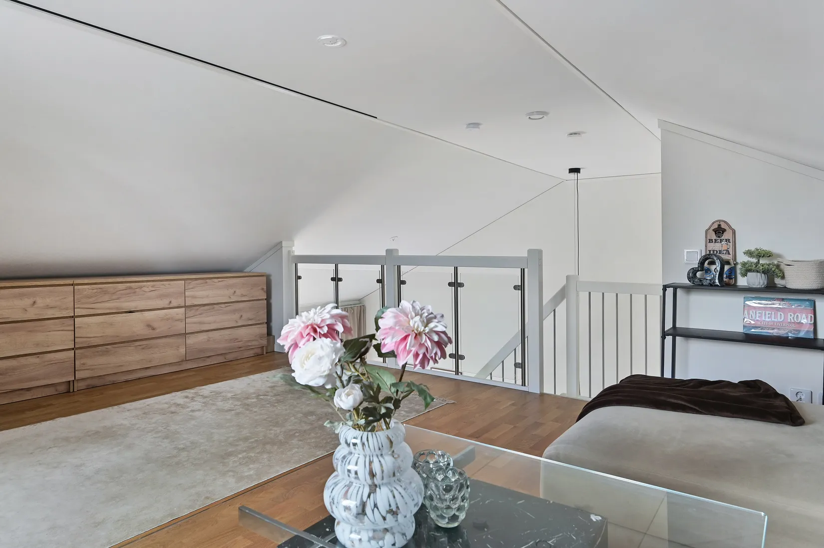 Radhus, Klavebacken 19A, Länna, Huddinge