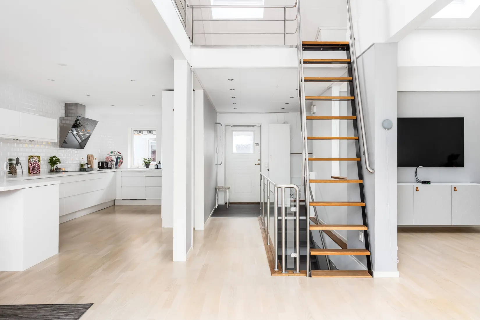 Radhus, Tråddragarevägen 27, Hjulsbro, Linköping