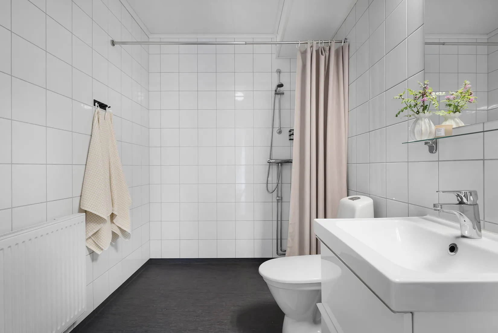 Bostadsrätt, Hjulaxelvägen 76, Gunsta, Uppsala