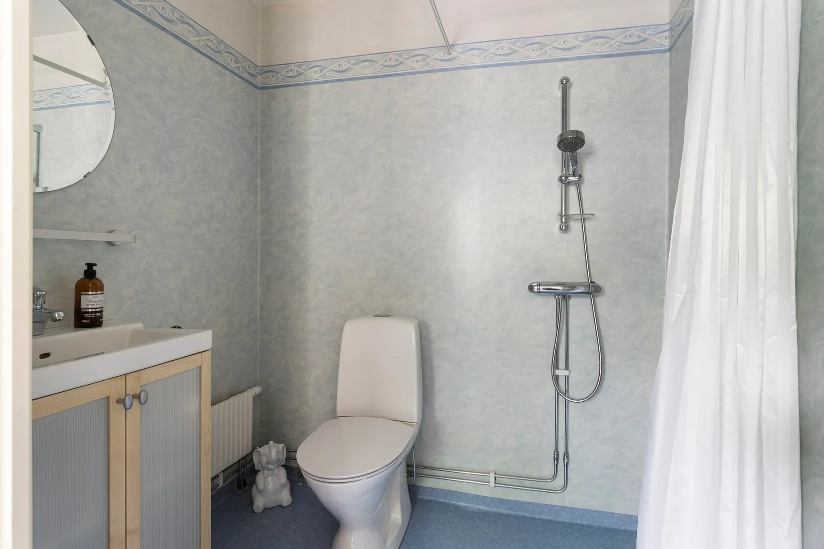 Radhus, Högviltsvägen 47, Södra Gryta, Västerås