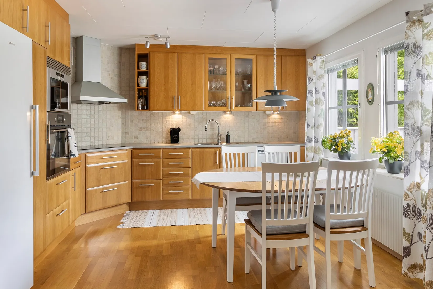 Radhus, Högviltsvägen 47, Södra Gryta, Västerås