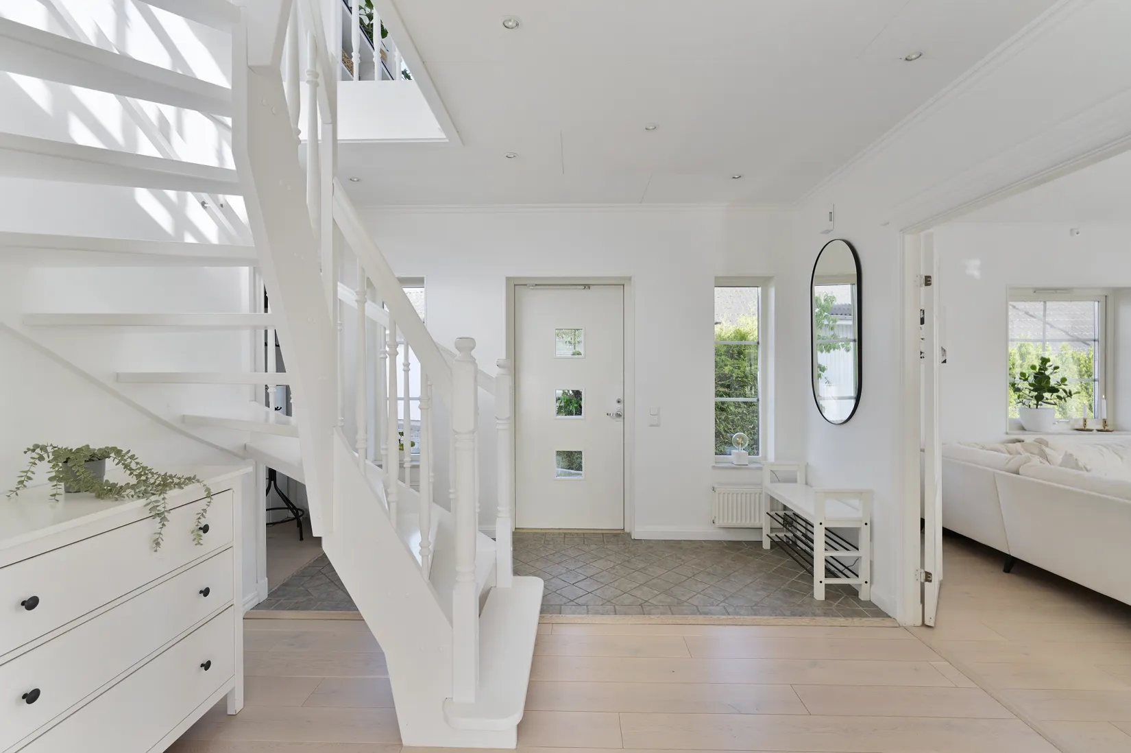 Villa, Skräddarns backe 5, Kungsängen, Upplands-Bro
