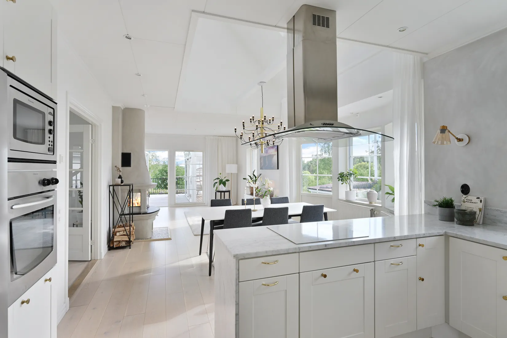 Villa, Skräddarns backe 5, Kungsängen, Upplands-Bro