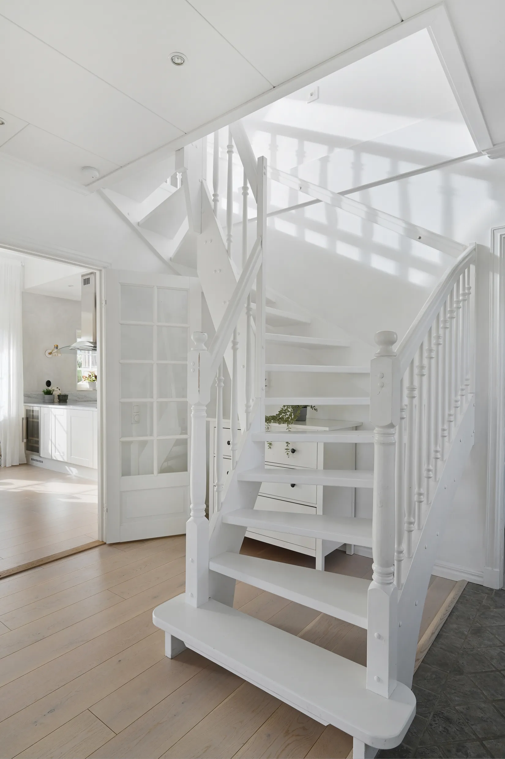 Villa, Skräddarns backe 5, Kungsängen, Upplands-Bro