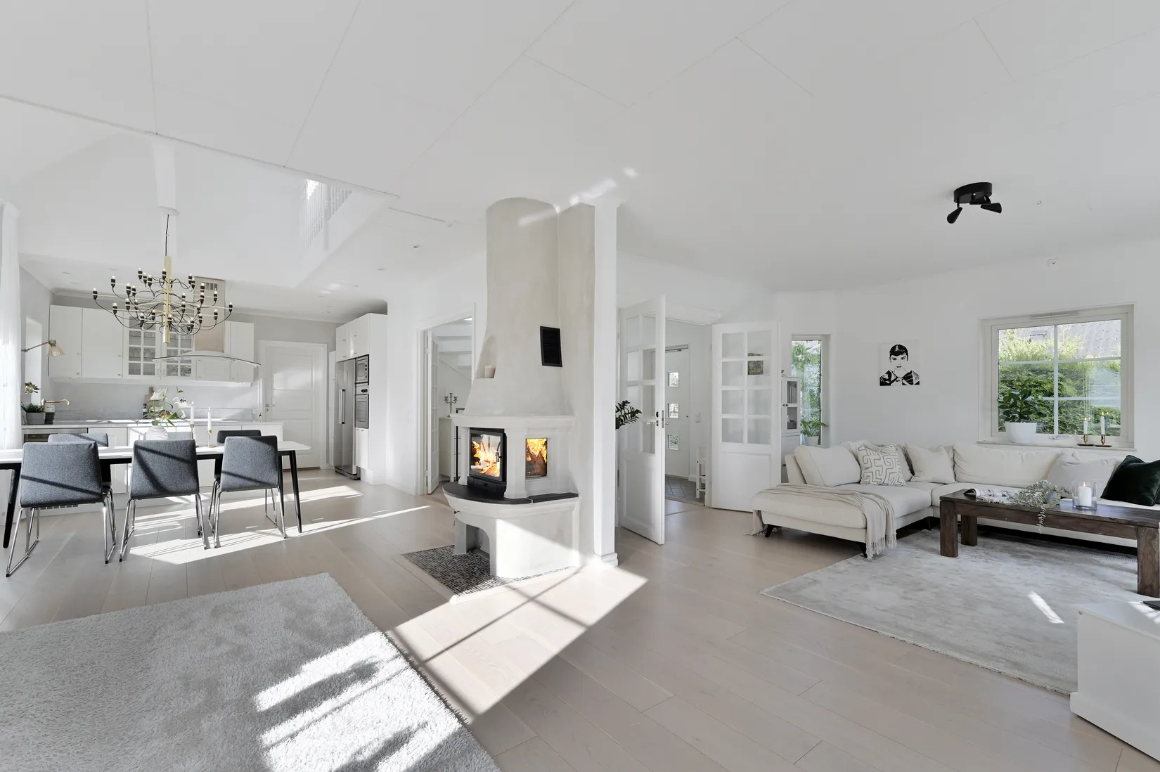 Villa, Skräddarns backe 5, Kungsängen, Upplands-Bro