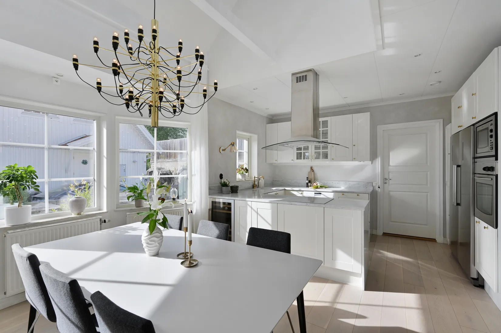 Villa, Skräddarns backe 5, Kungsängen, Upplands-Bro