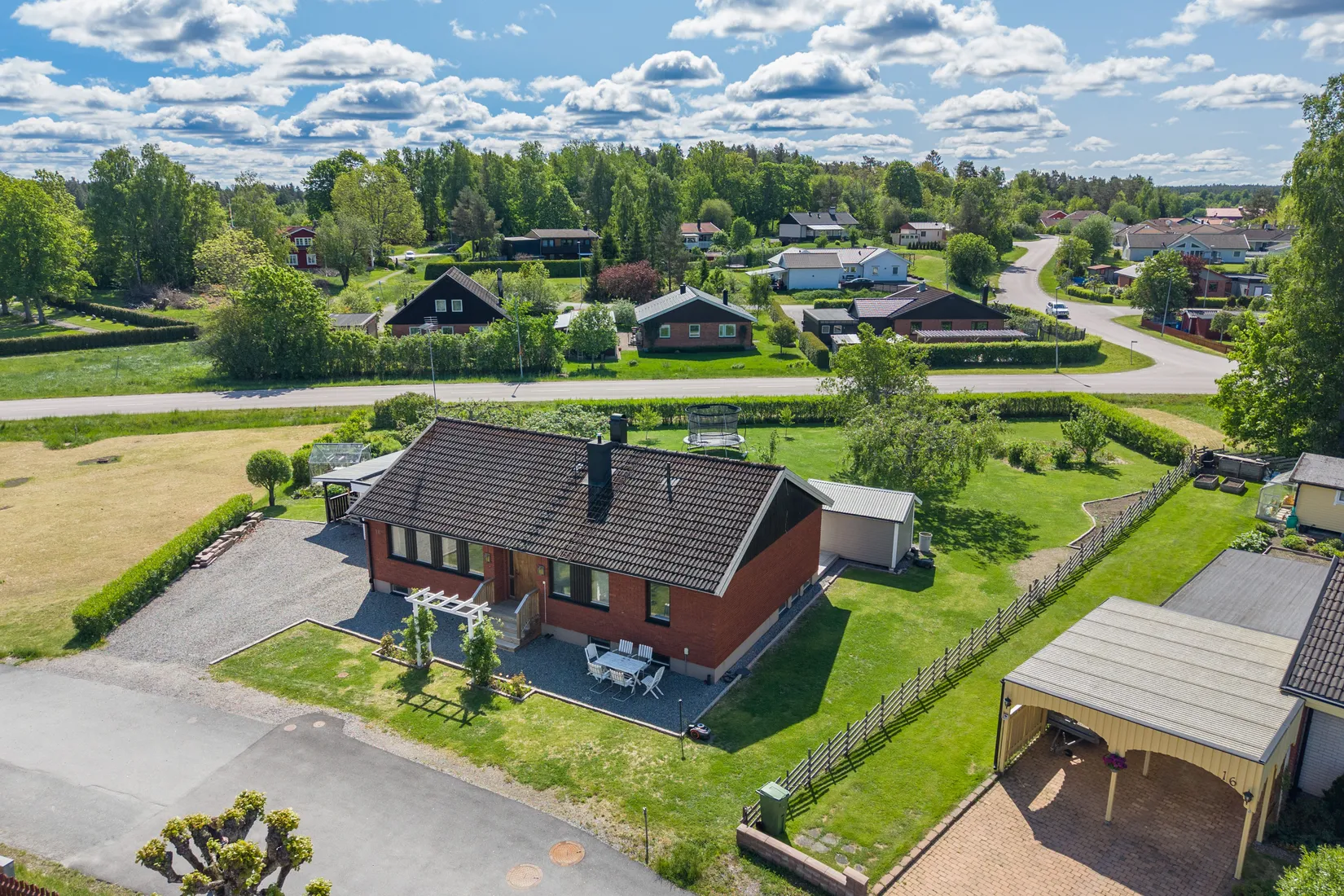 Villa, Rosenbergsvägen 18, Länna, Strängnäs