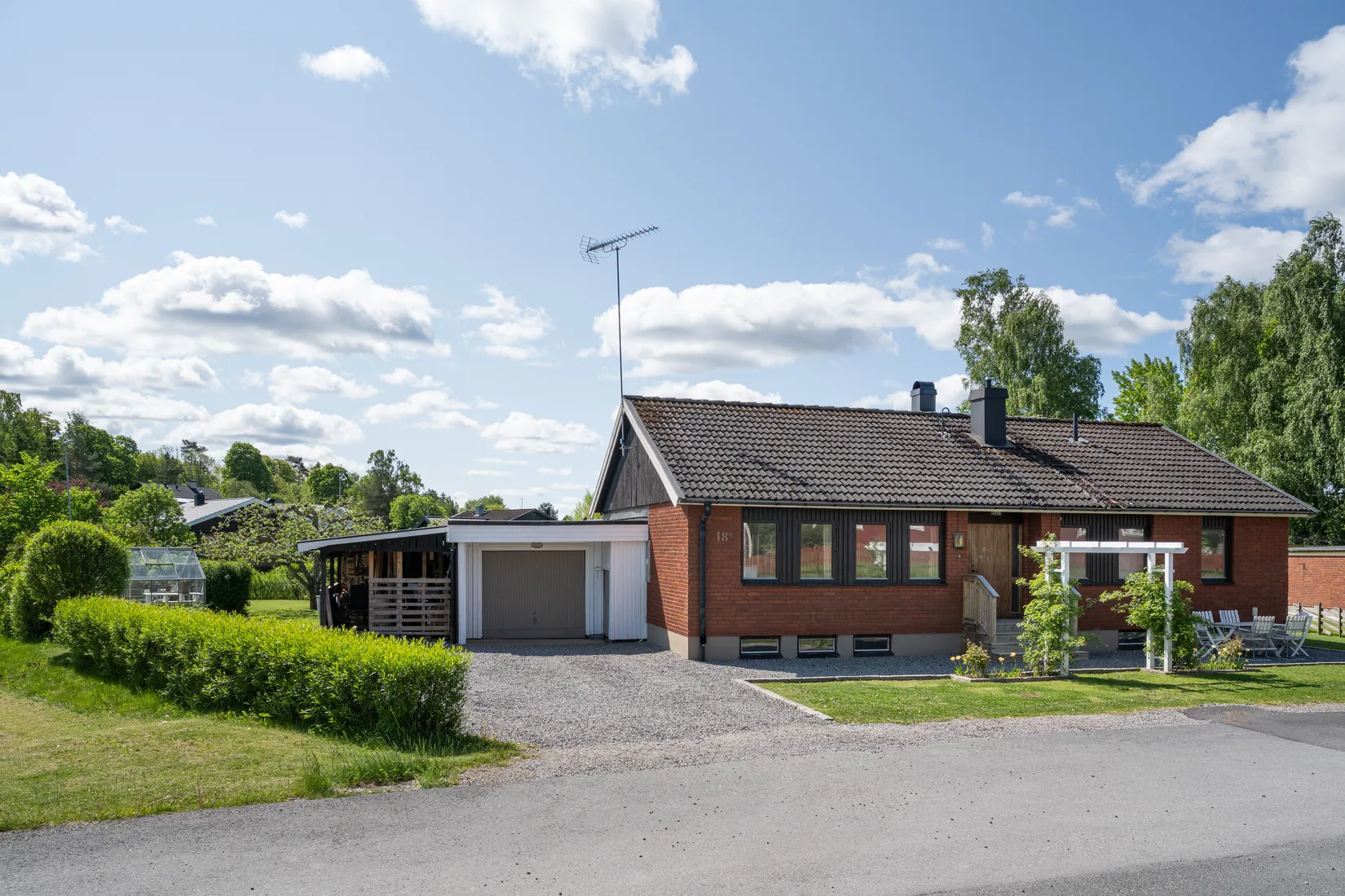 Villa, Rosenbergsvägen 18, Länna, Strängnäs