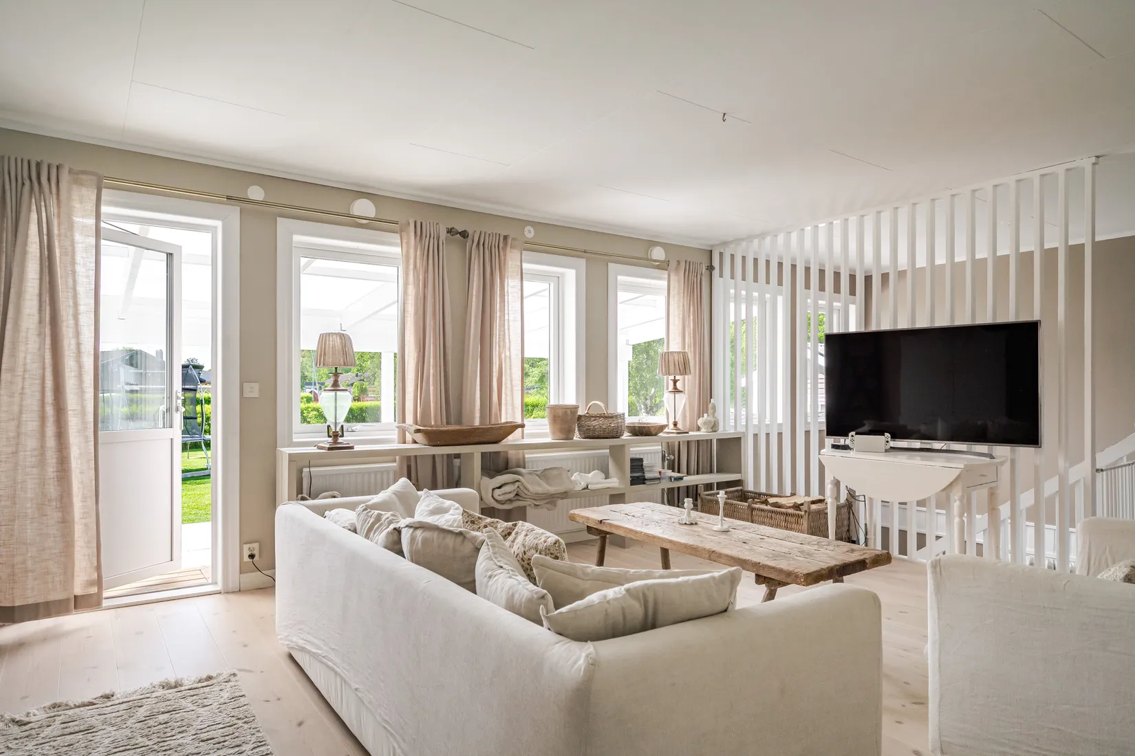 Villa, Rosenbergsvägen 18, Länna, Strängnäs