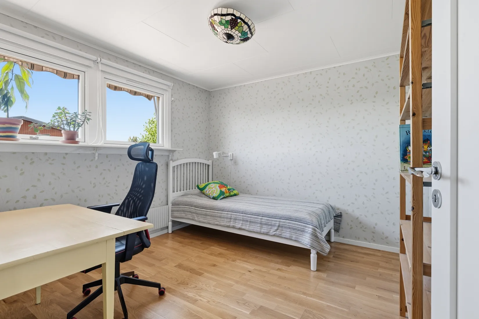 Radhus, Herdevägen 20, Prästgårdsmarken, Upplands Väsby