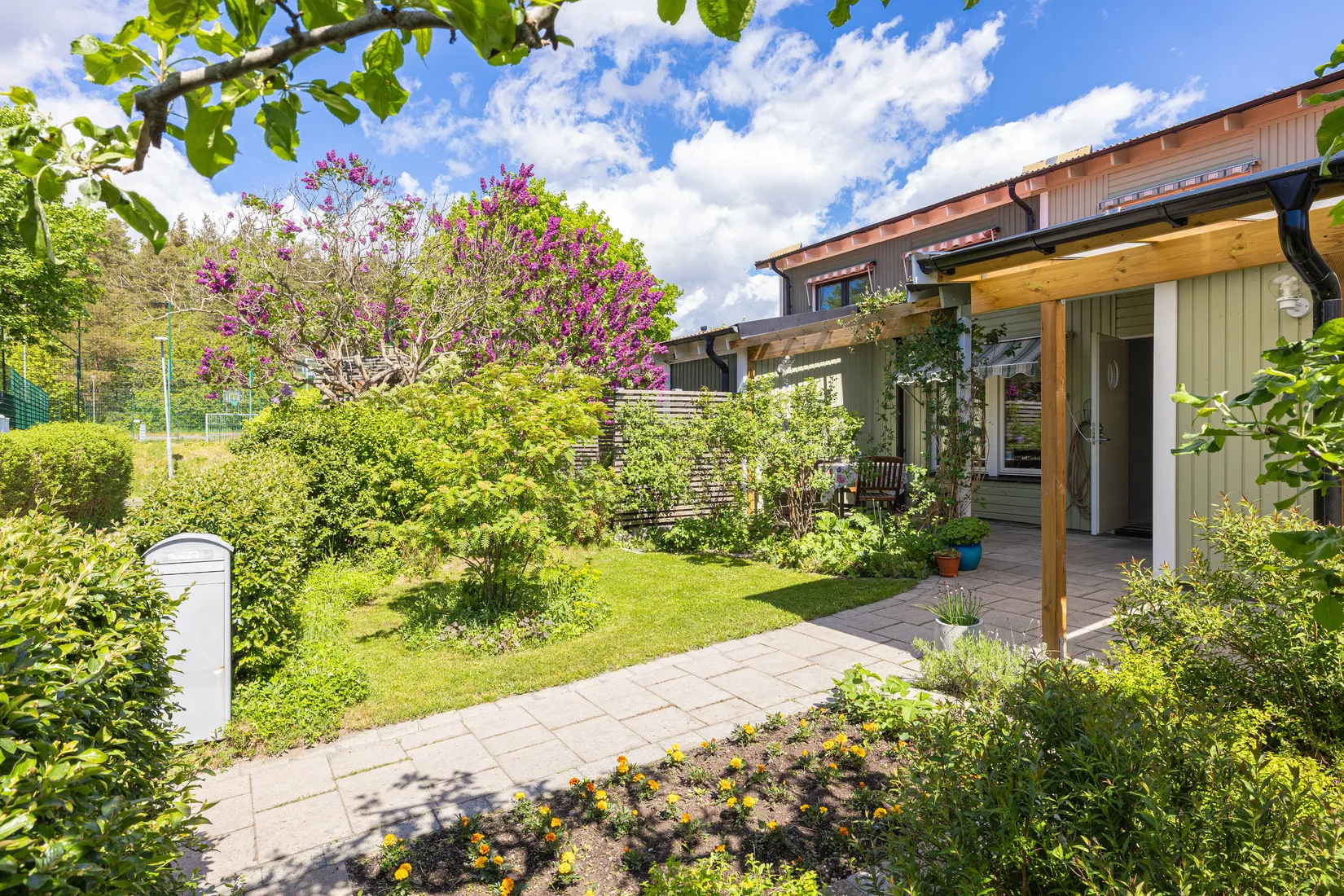 Radhus, Herdevägen 20, Prästgårdsmarken, Upplands Väsby