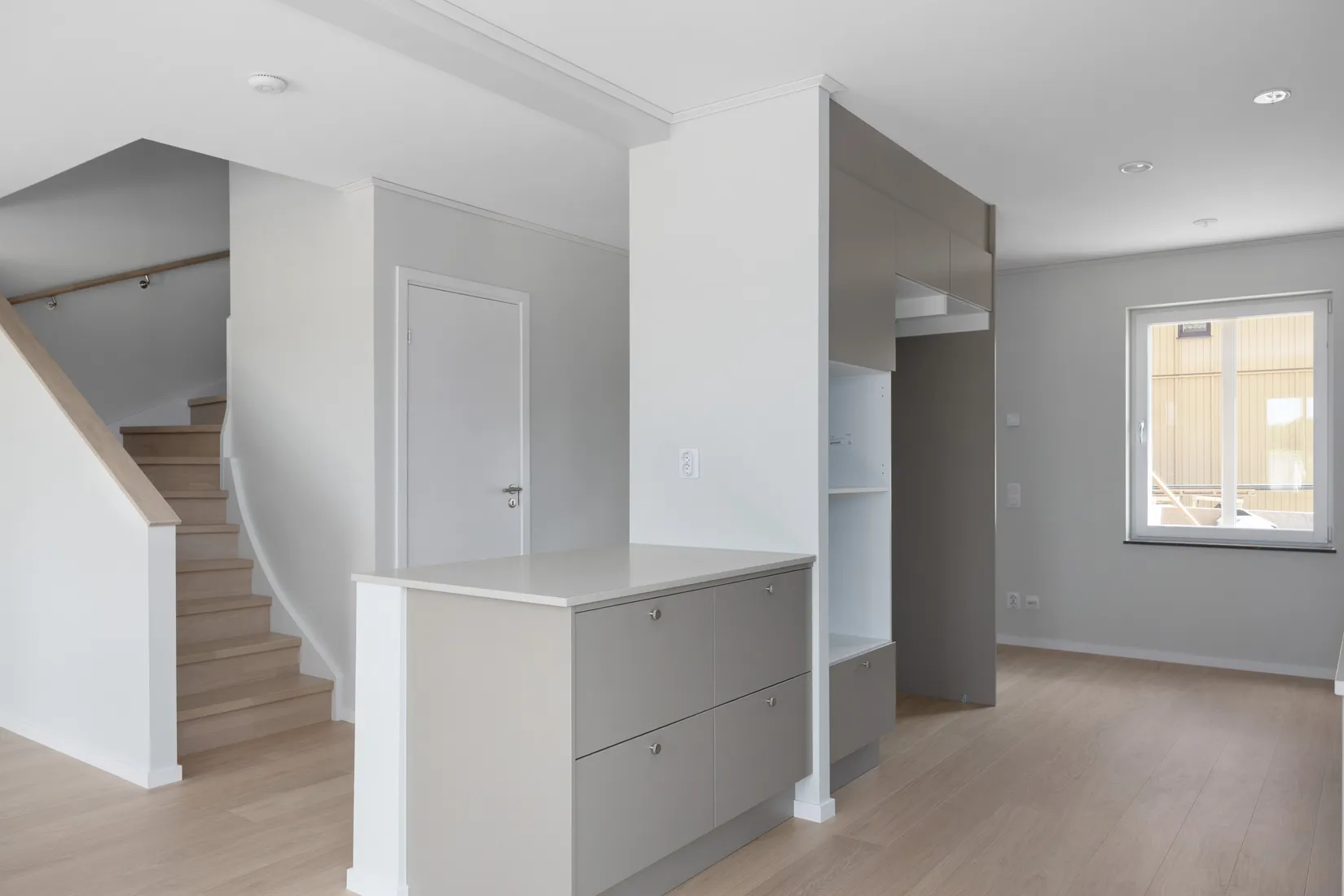 Radhus, Luserngatan 42, Eds Allé, Upplands Väsby