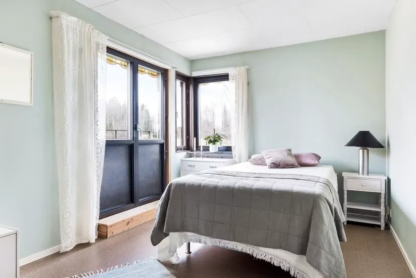 Villa, Radhus, Sikvägen 10, Håbo
