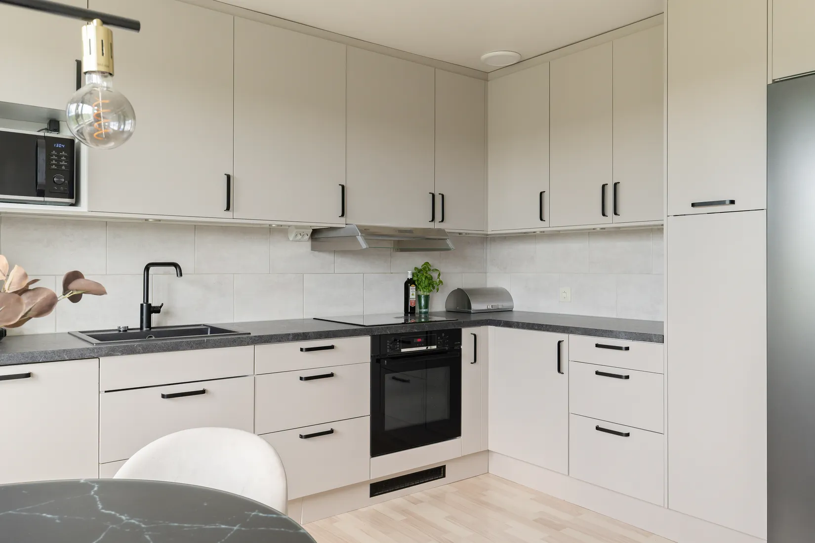 Bostadsrätt, Vinggatan 18, 3tr, Skarpnäck, Stockholm