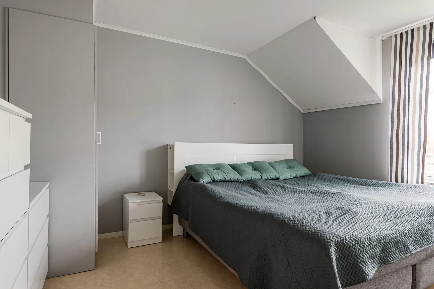 Bostadsrätt, Radhus, Björkelundsvägen 6B, Björkelund, Motala