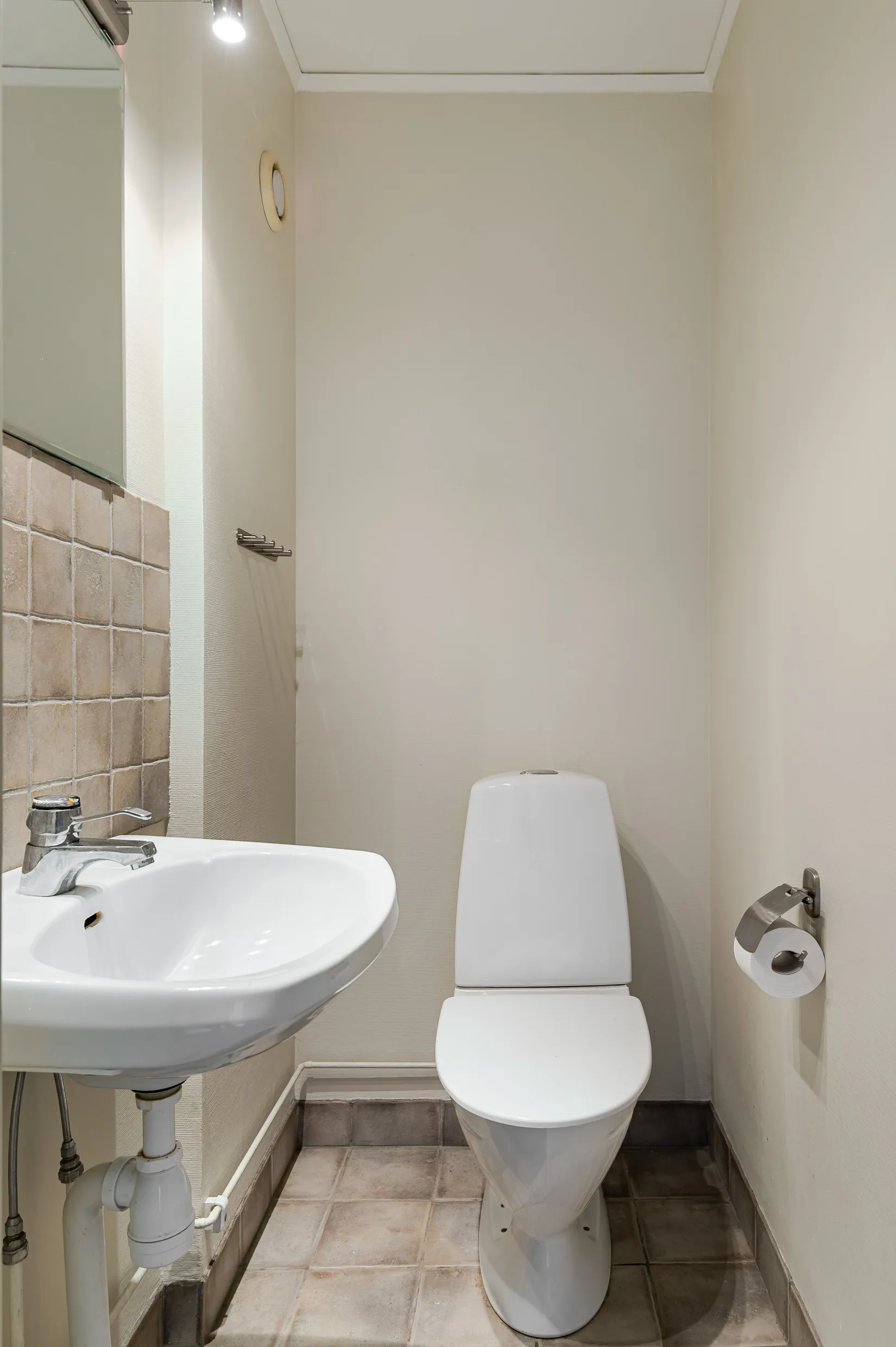 Bostadsrätt, Radhus, Björkelundsvägen 6B, Björkelund, Motala