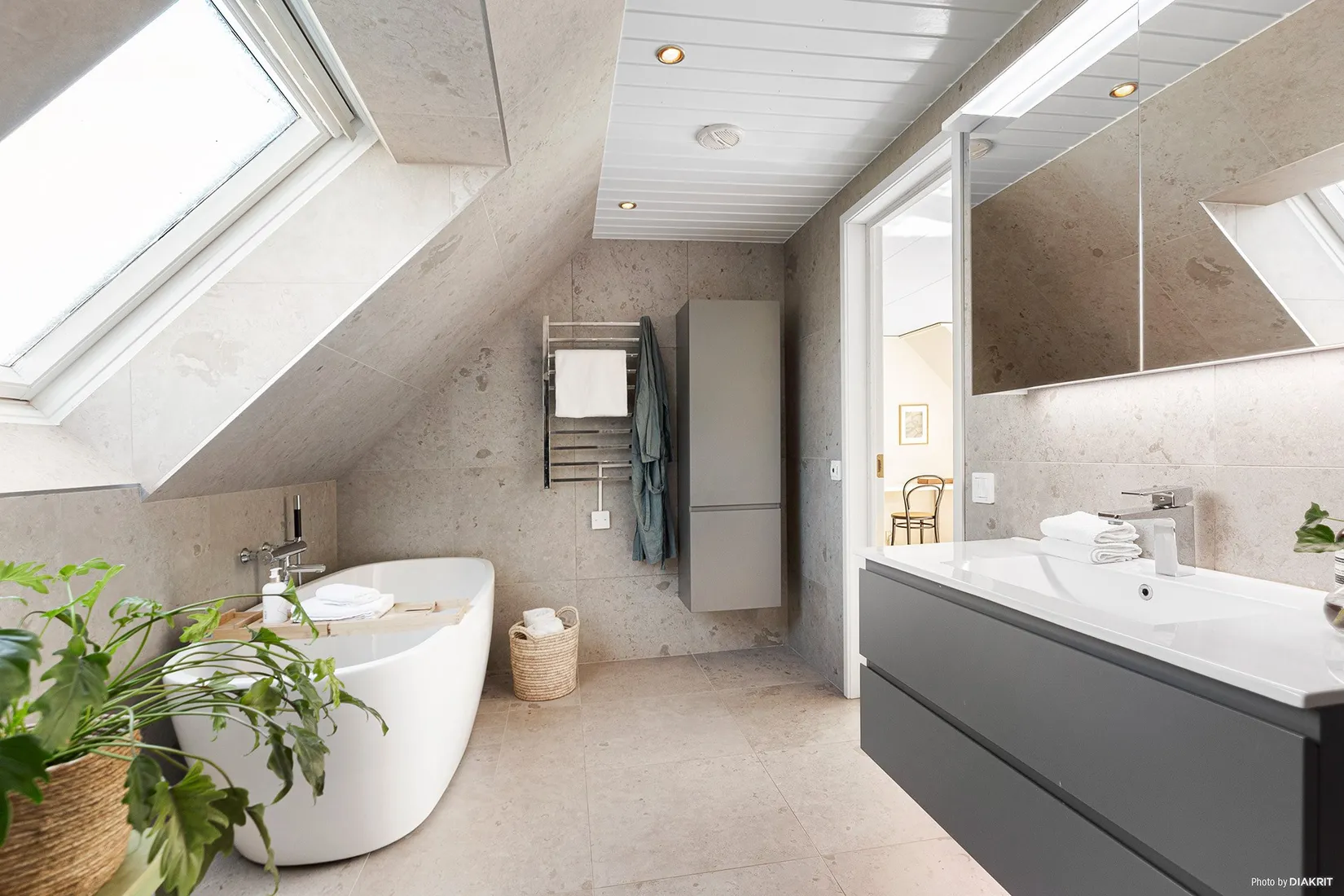 Villa, Vedgränd 12, Skarpäng, Täby