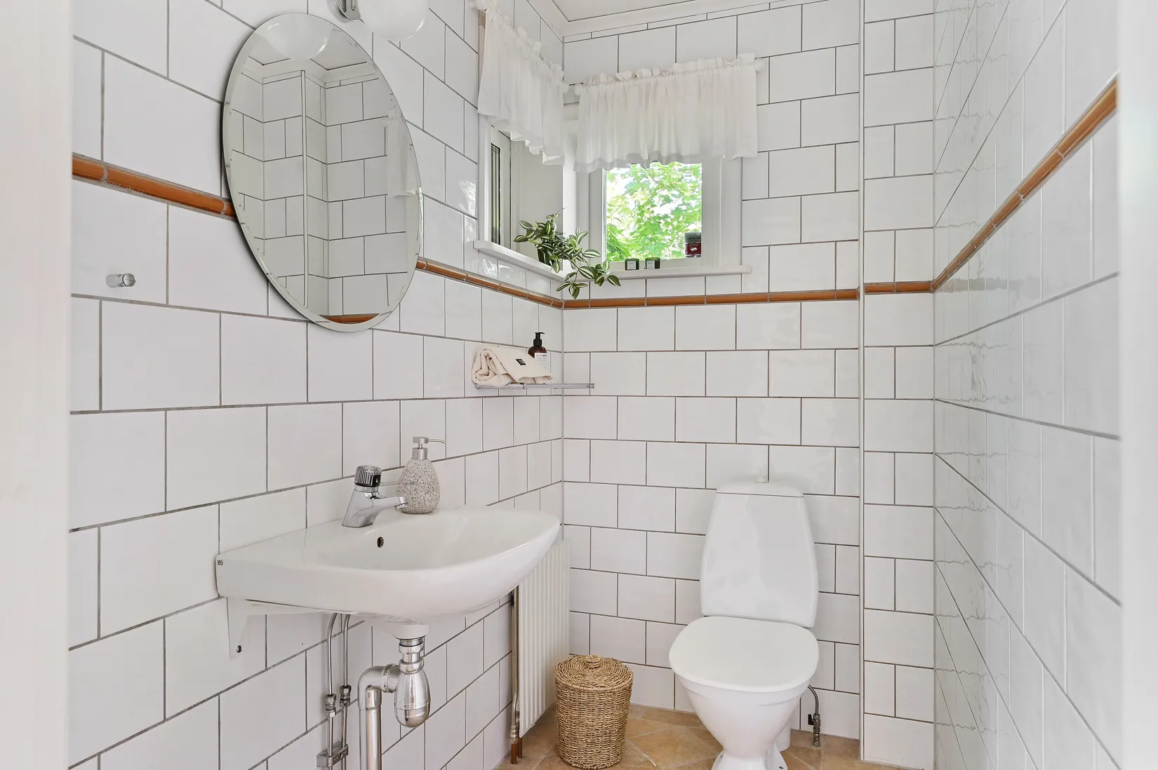 Villa, Oa-Vägen 31, Lundhagen, Ekerö