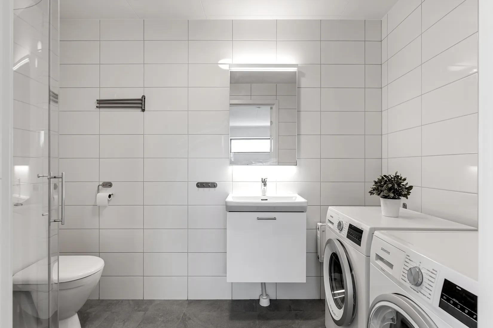 Bostadsrätt, Radhus, Valhallavägen 12B, Skummeslövsstrand, Laholm
