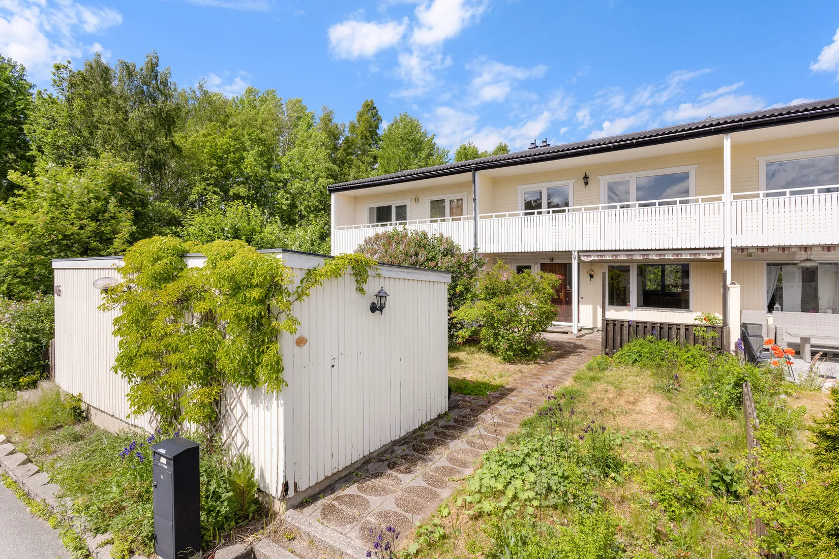 Villa, Radhus, Såningsvägen 14, Viksjö, Järfälla