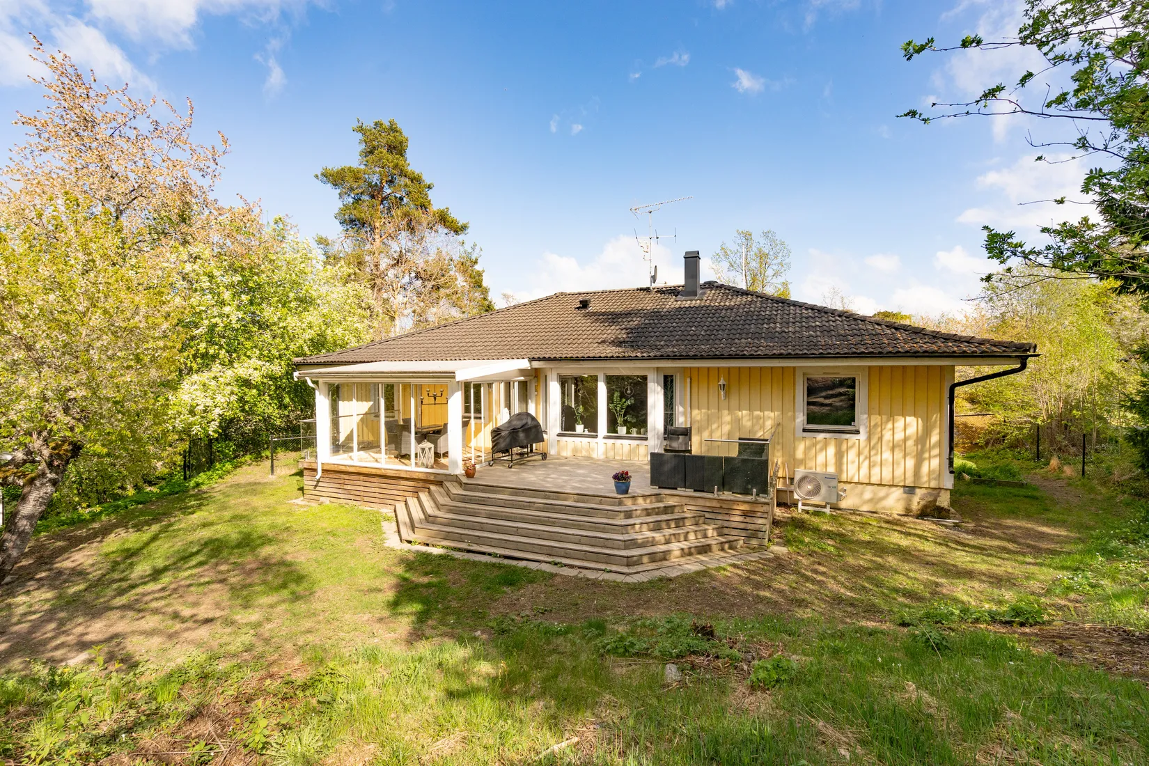 Villa, Lillbodavägen 32, Dyvik, Österåker