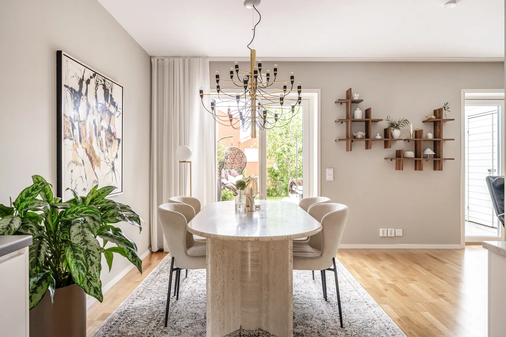 Bostadsrätt, Radhus, Ugglevägen 15, Ullna strand, Täby