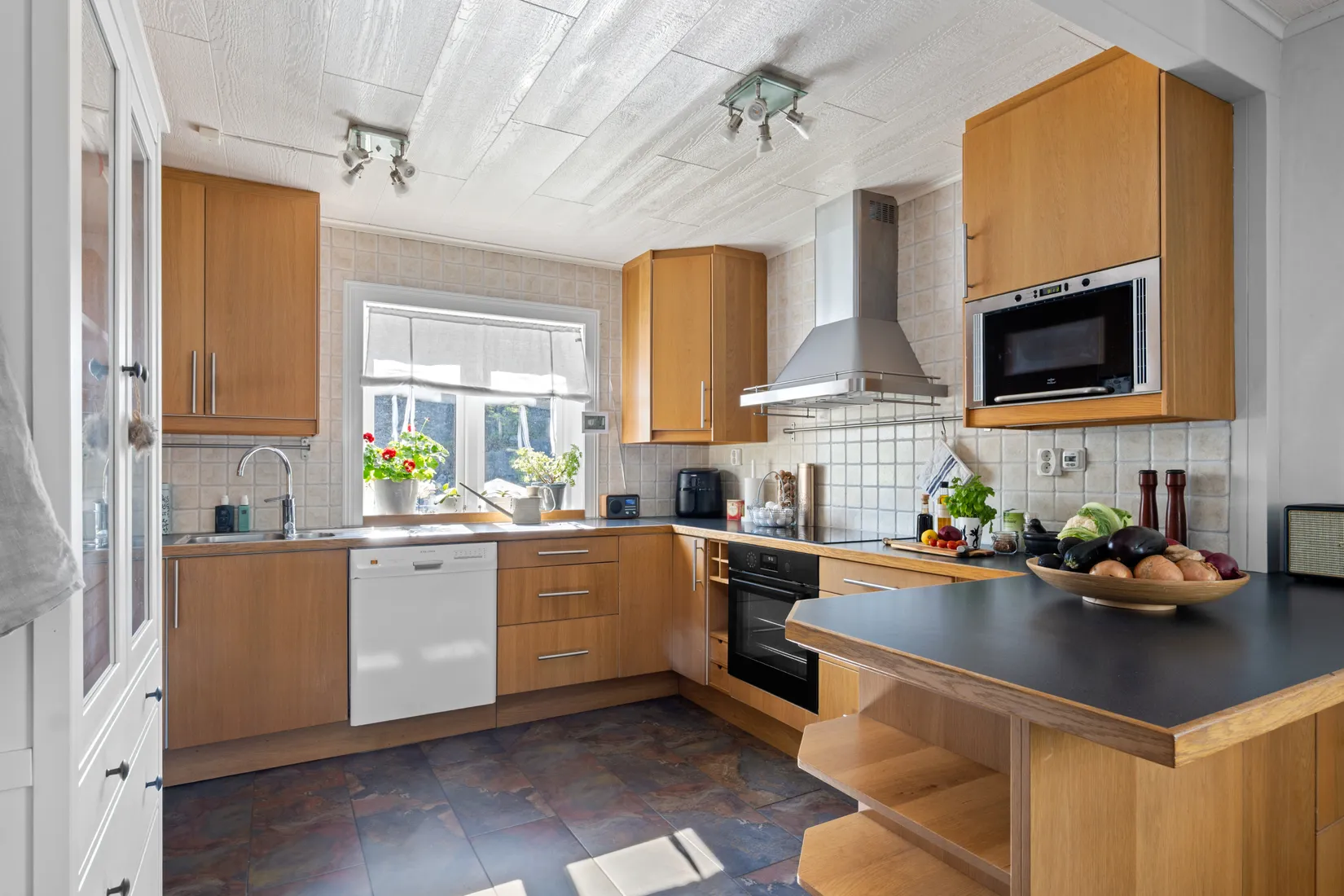 Villa, Frejgatan 20, Nynäshamn