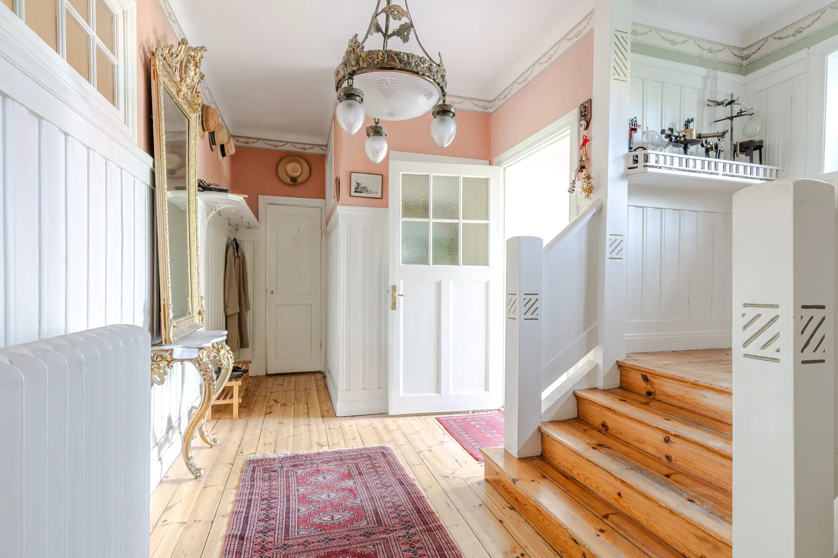 Villa, Regementsgatan 33, Storgärdet, Strängnäs