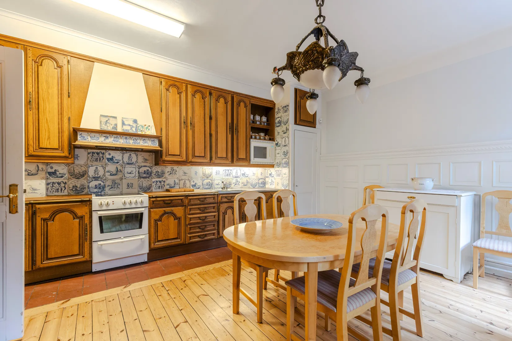 Villa, Regementsgatan 33, Storgärdet, Strängnäs