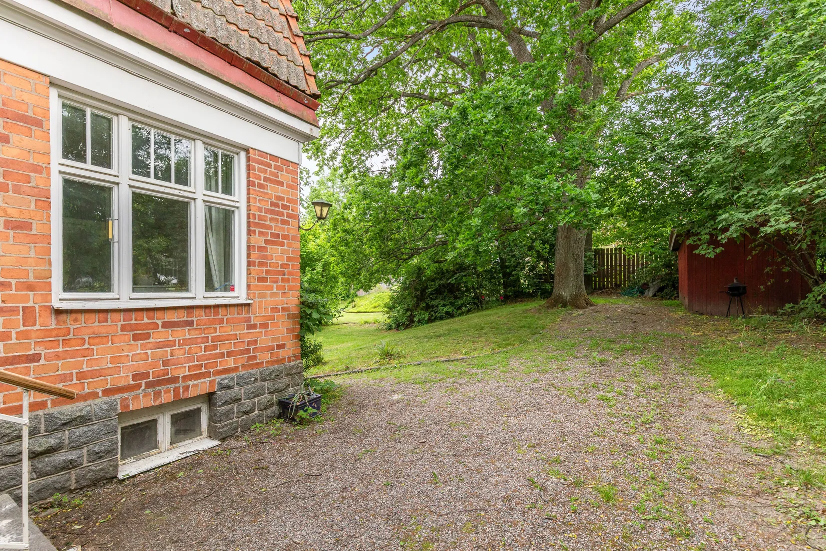 Villa, Regementsgatan 33, Storgärdet, Strängnäs
