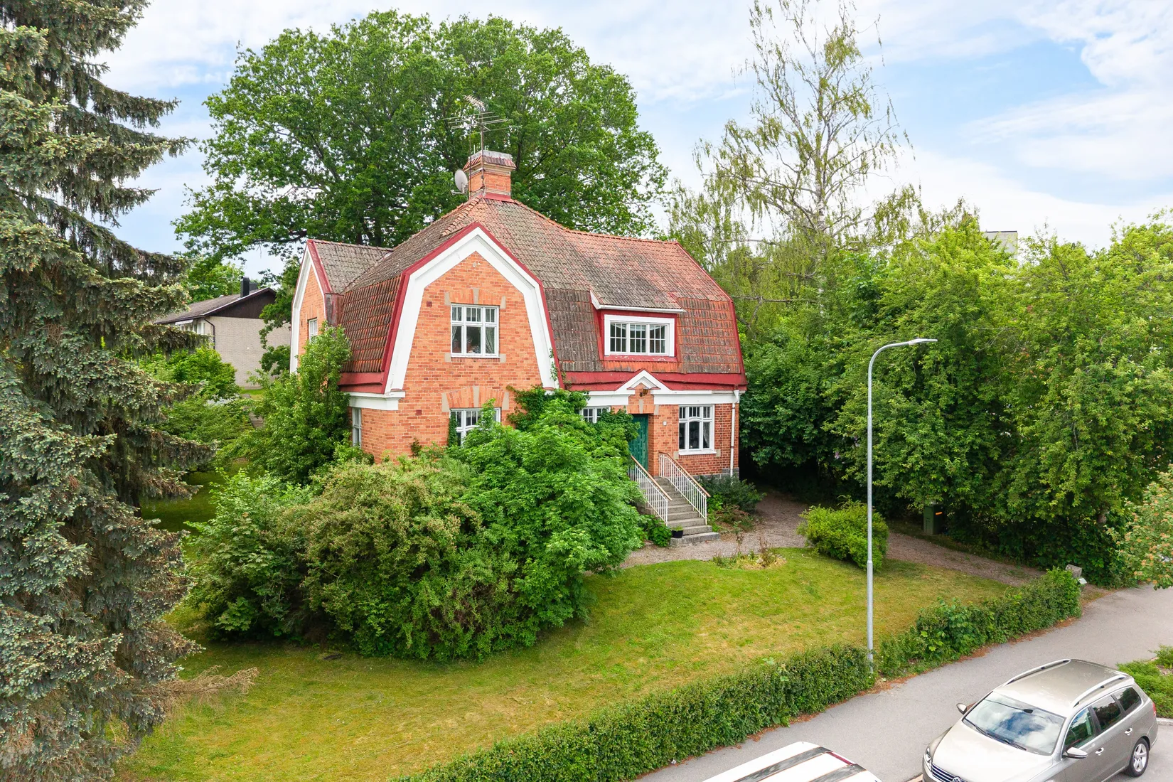 Villa, Regementsgatan 33, Storgärdet, Strängnäs