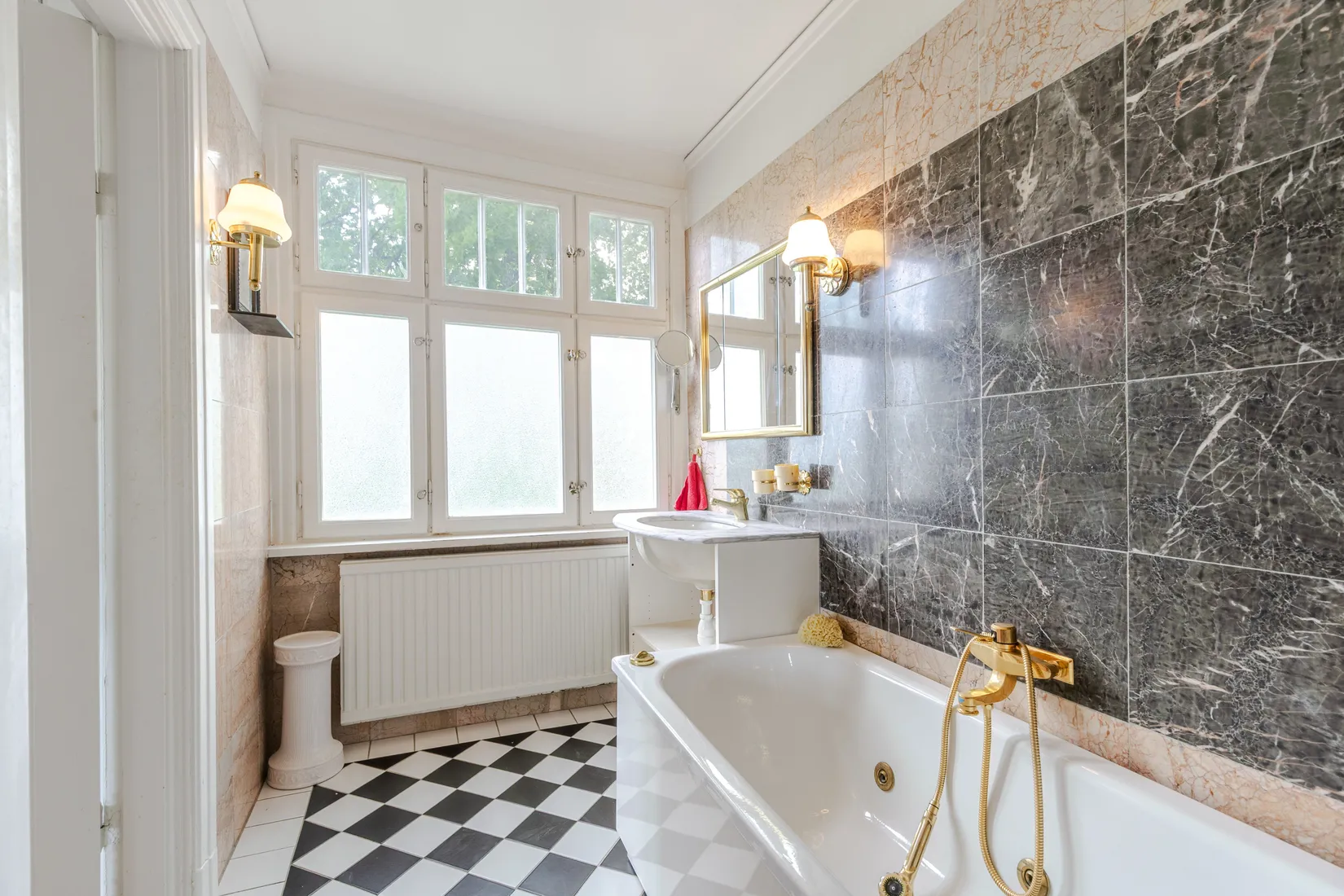 Villa, Regementsgatan 33, Storgärdet, Strängnäs