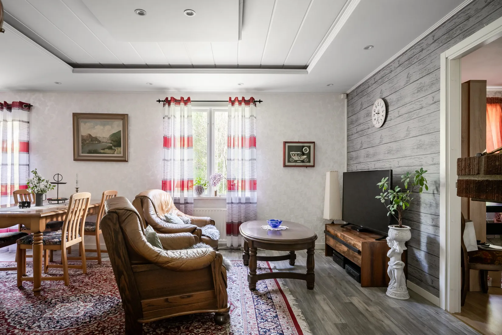 Villa, Ölmstorpsvägen 9, Hälleforsnäs, Flen