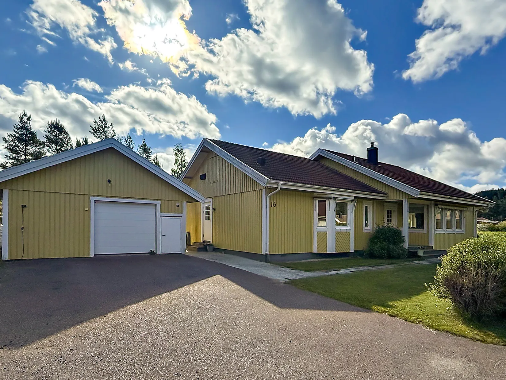 Villa, Listvägen 16, Mora By, Säter