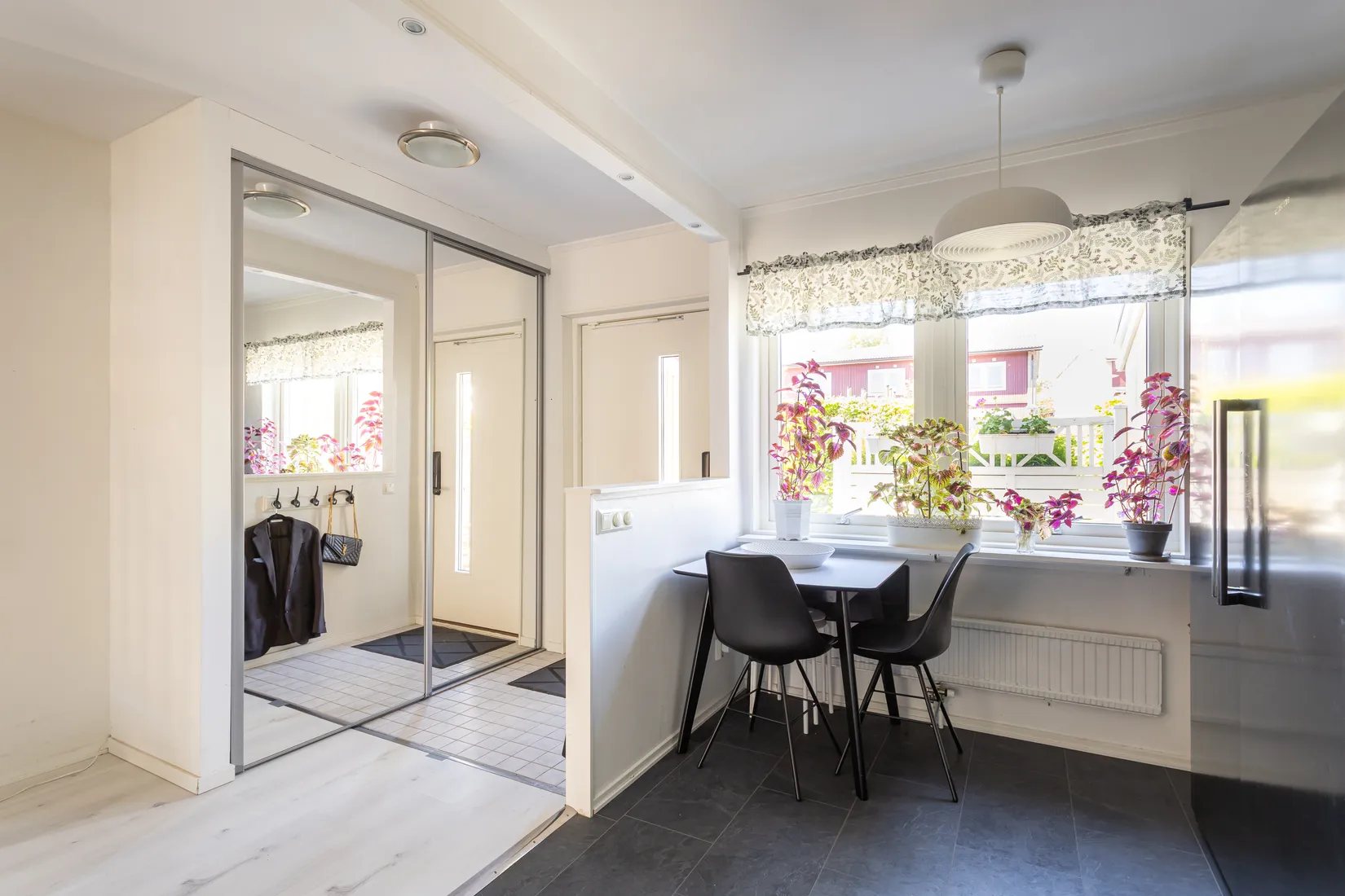 Bostadsrätt, Radhus, Ottesångsgränd 4, Norrviken, Sollentuna