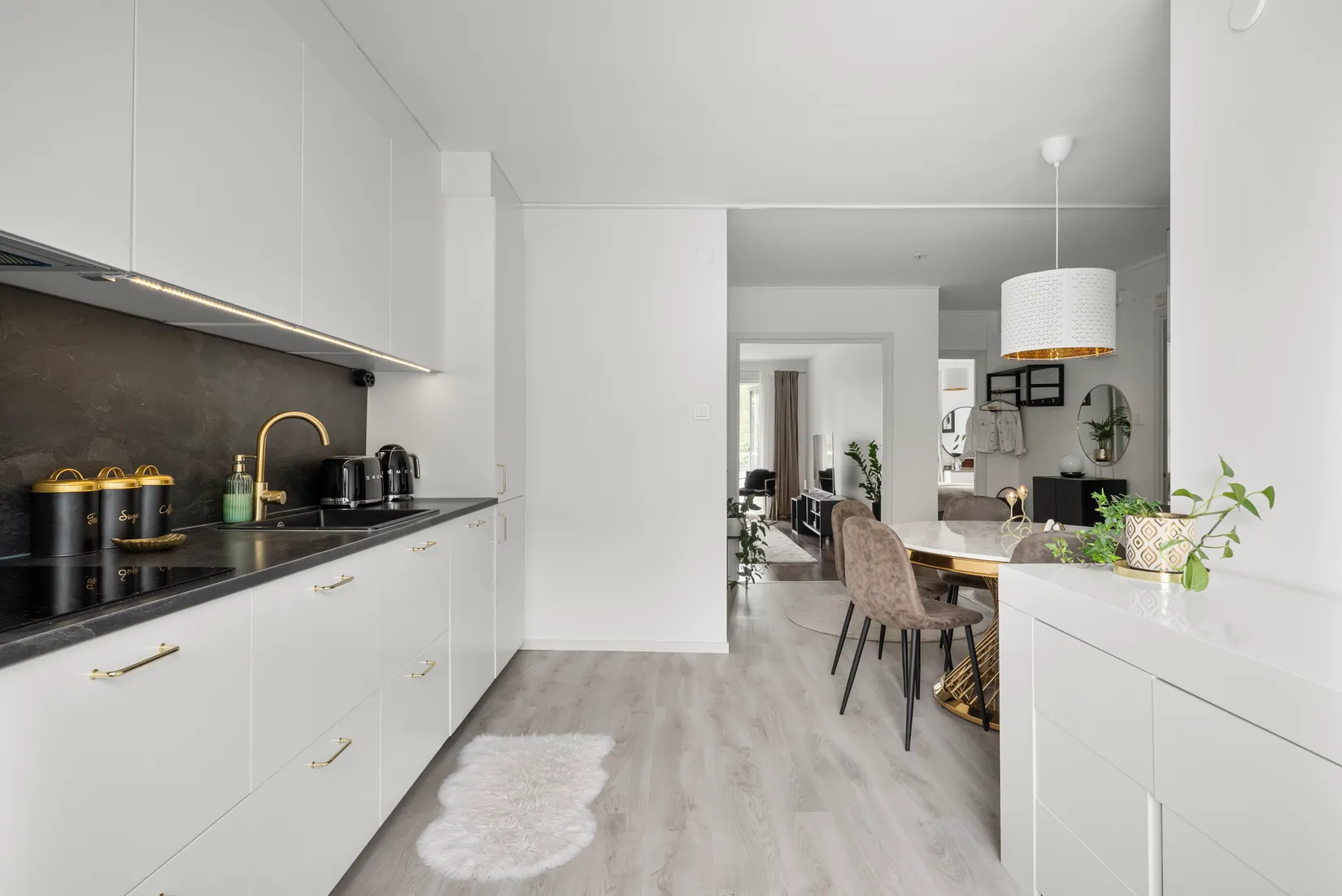 Bostadsrätt, Månadsvägen 60, Jakobsberg, Järfälla