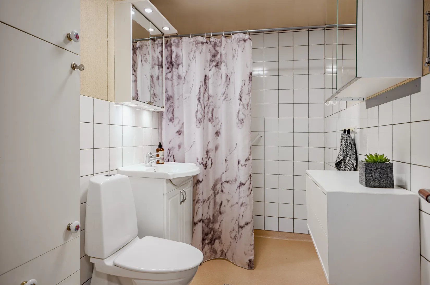 Villa, Radhus, Västra Dalgatan 45, Centralt, Örnsköldsvik