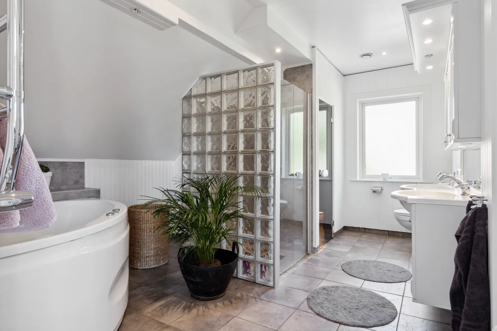 Villa, Jordgubbsvägen 17, Ekängen, Linköping