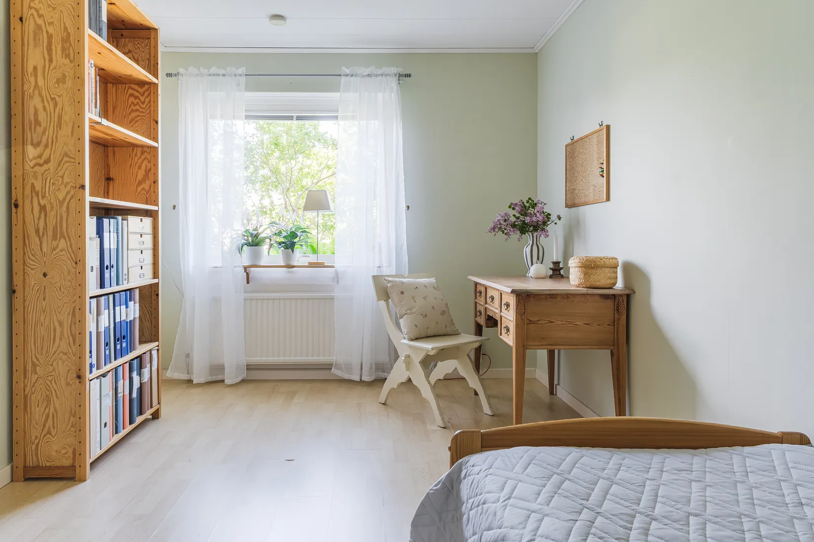 Villa, Radhus, Friluftsvägen 19, Skogsängen, Eskilstuna