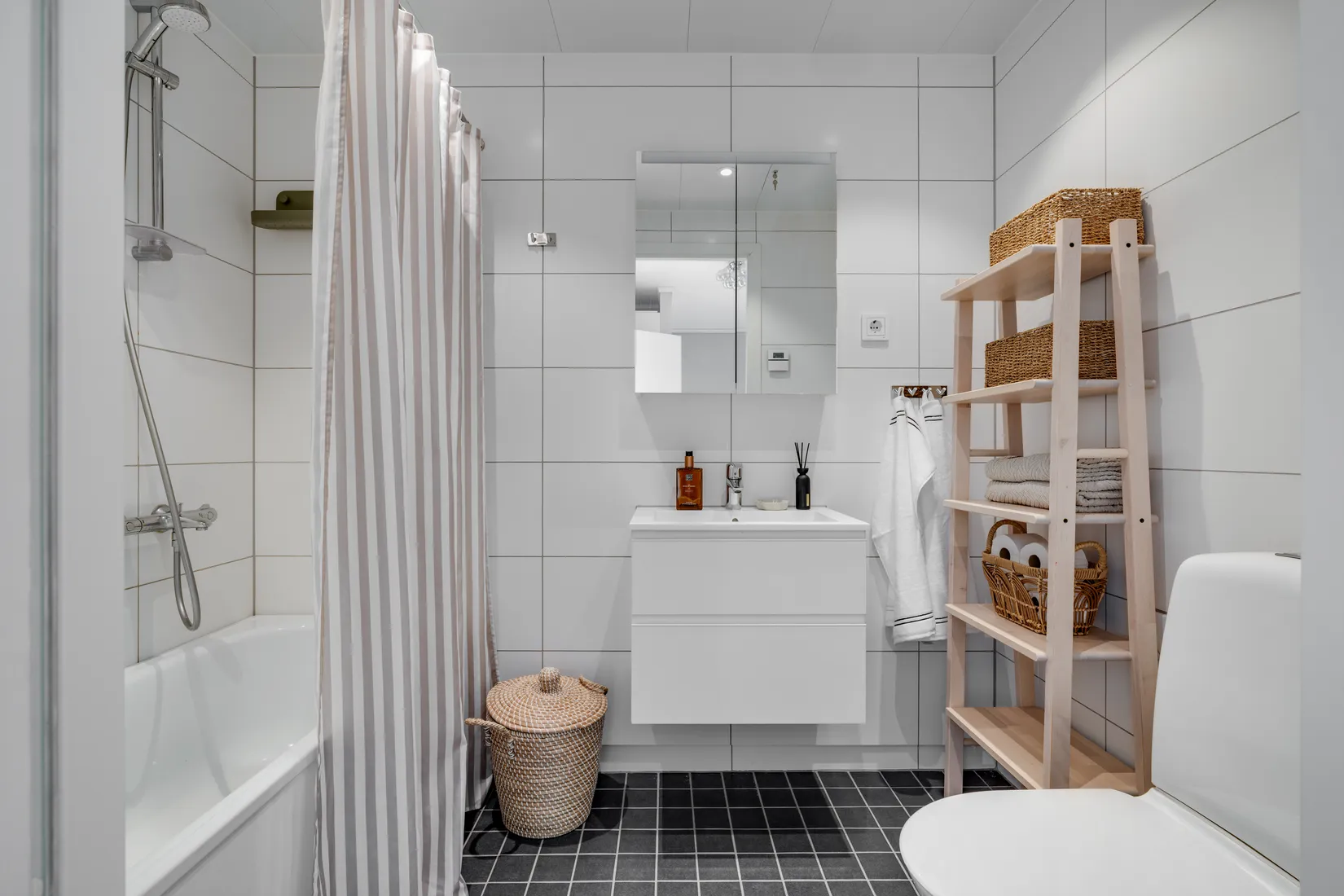 Bostadsrätt, Radhus, Uttervägen 14, Kareby, Kungälv