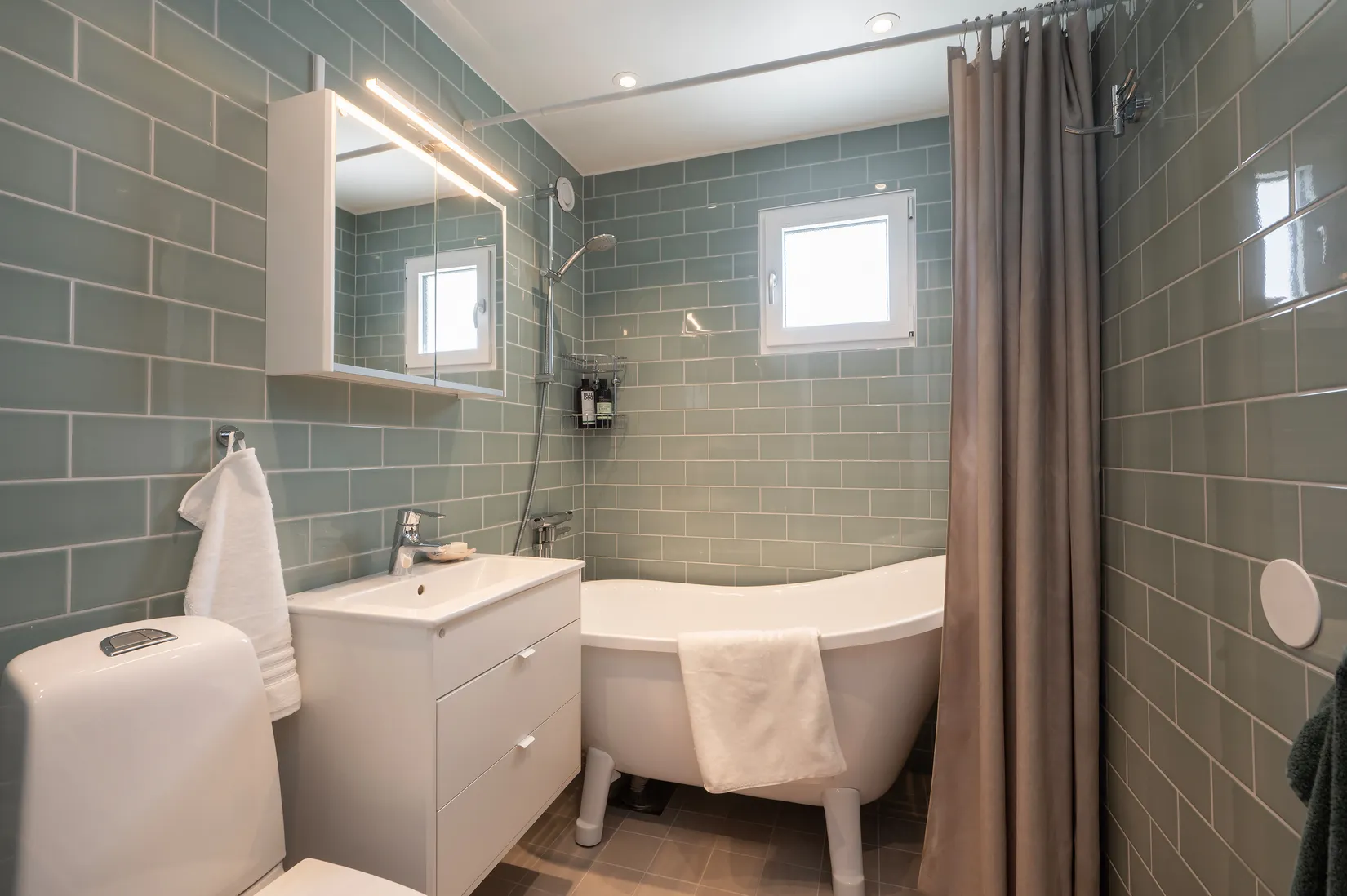 Bostadsrätt, Radhus, Hedenhösvägen 77, Solgård, Huddinge