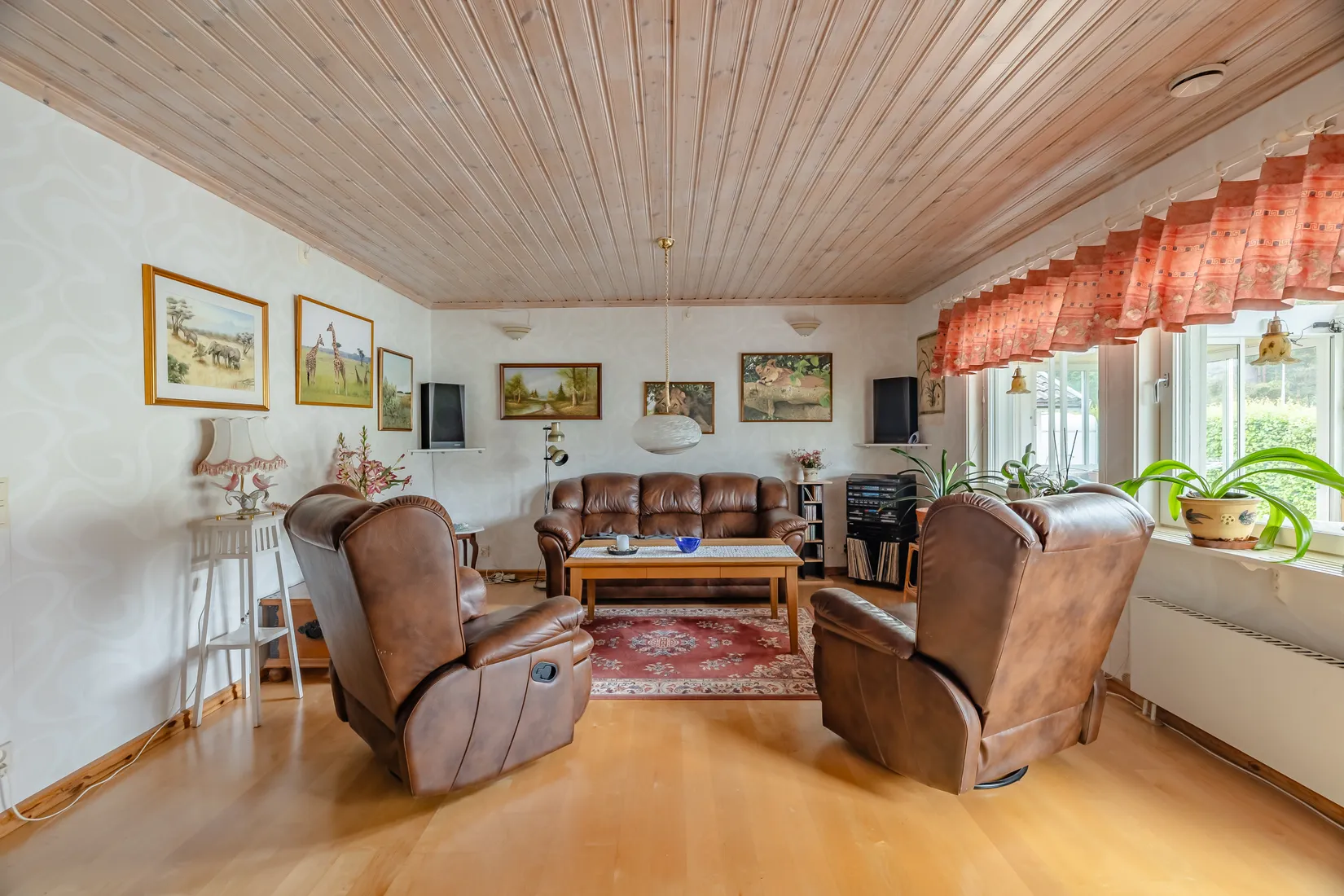 Villa, Hambovägen 4, Hammarö