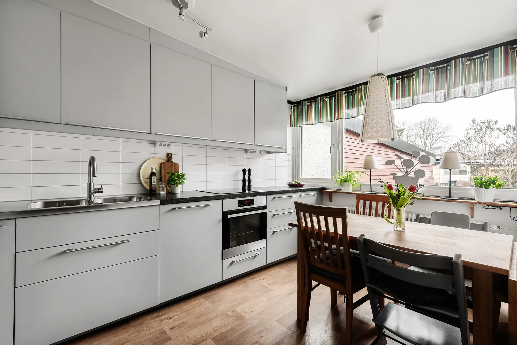 Bostadsrätt, Radhus, Värmlandsvägen 339, Farsta, Stockholm